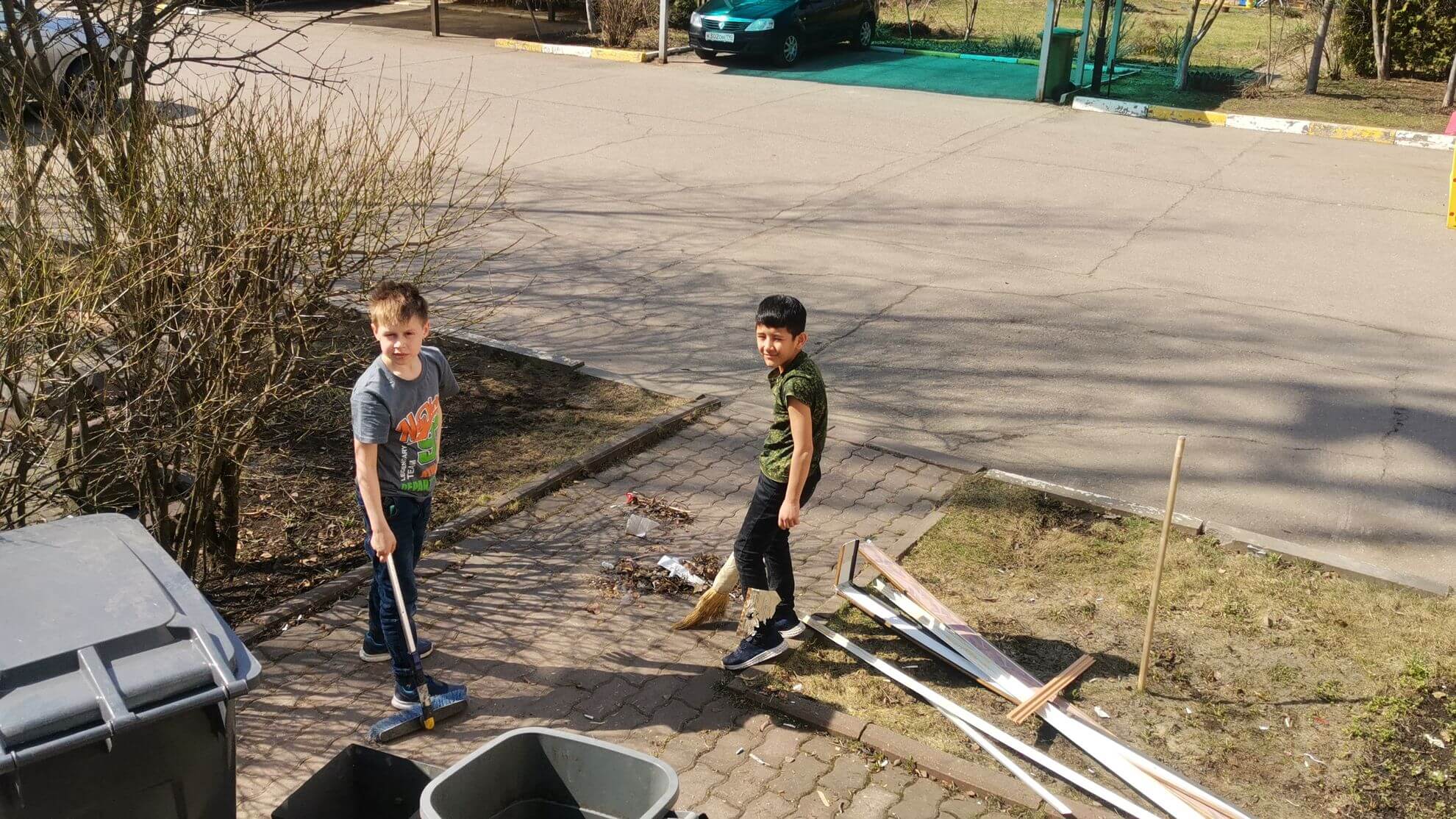 Субботник по.семейному